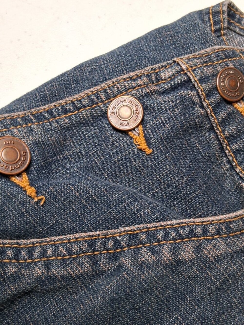 No Boundaries Denim Shortalls Juniors Large Blue Jean Shorts Overalls - Picture 13 of 16